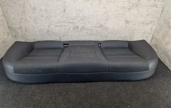 Tesla Model S Rear seat 111580800A