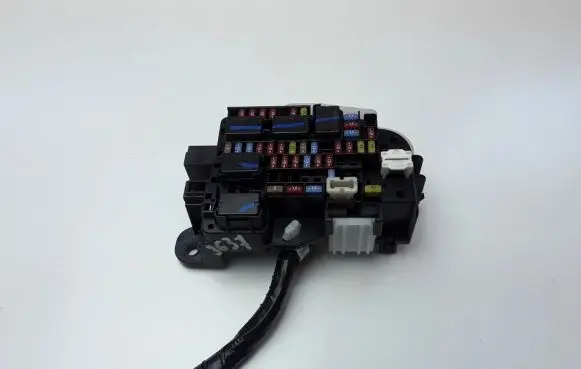 Nissan Micra K14 Fuse module VHM15E