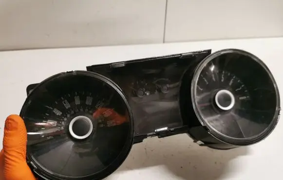Ford Mustang V Speedometer (instrument cluster)