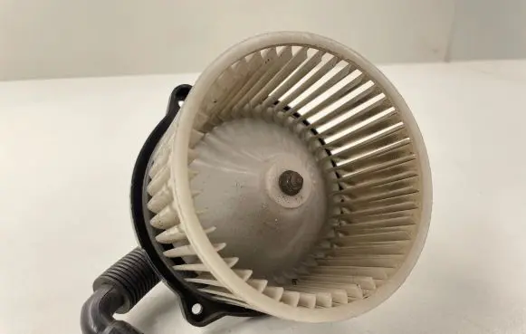 Hyundai Trajet Heater fan/blower