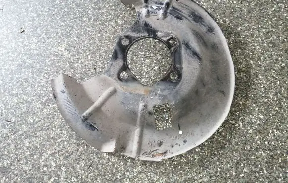 Mazda CX-3 Rear brake disc plate dust cover 