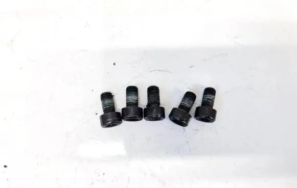 Peugeot 407 Nuts/bolts 