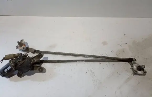 Subaru Forester SF Front wiper linkage and motor