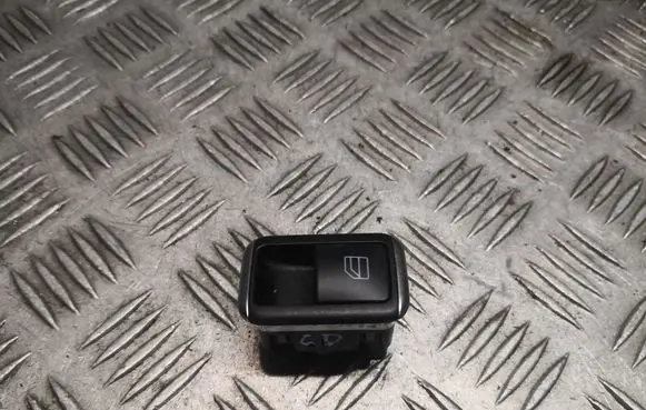 Mercedes-Benz C W204 Electric window control switch 2049055502 A2049055502