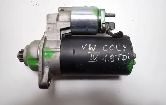 Volkswagen Golf IV Starter motor S0025