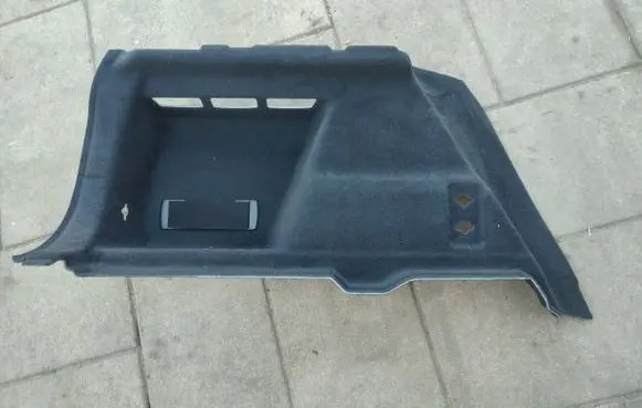 BMW X1 F48 F49 Trunk/boot side trim panel 7425643