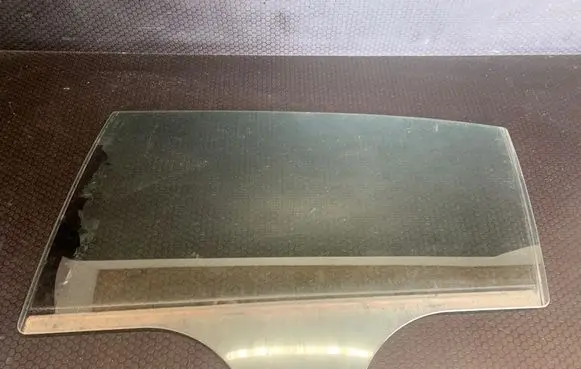 BMW 7 F01 F02 F03 F04 Rear door window glass 43R001026 S2M25100 E000232