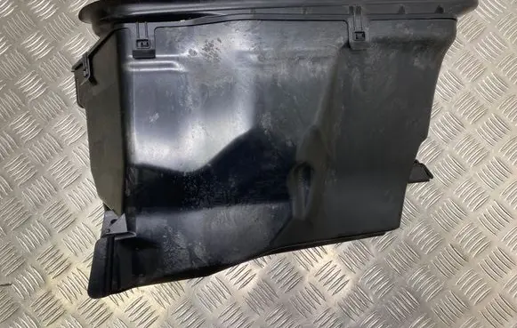Volvo XC60 Air intake duct part 32219195