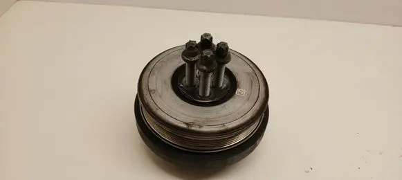 Mercedes-Benz C W205 Crankshaft pulley A6510351912 151702