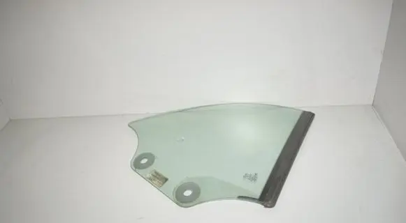BMW 2 F22 F23 Rear vent window glass 7290494 51357290494