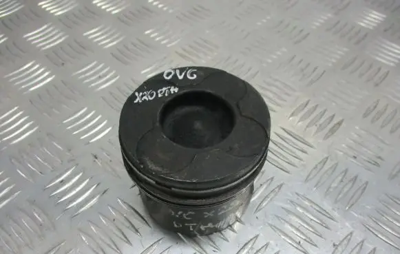 Opel Vectra C Piston 