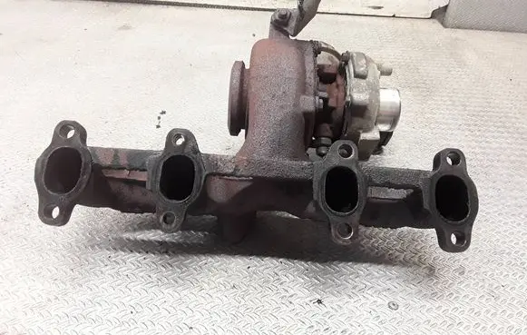 Seat Leon (1P) Turbo 03G253014F