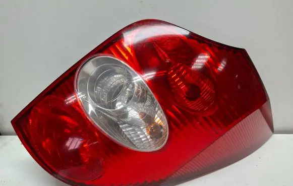 Renault Laguna II Rear/tail lights S27639847 8200002472