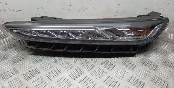 Hyundai Kona I LED Daytime headlight 92207J90