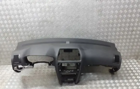 Skoda Octavia Mk2 (1Z) Dashboard 1Z1857007
