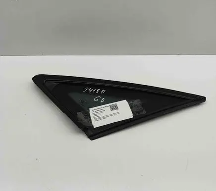Audi A3 S3 8V Rear side window 8V5845298N