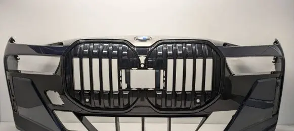 BMW 7 G70 Front bumper