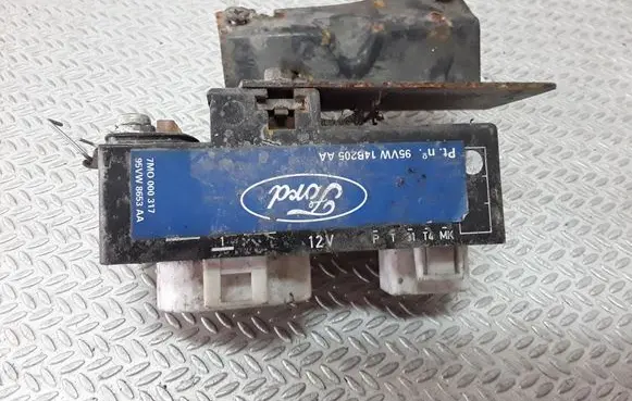 Ford Galaxy Coolant fan relay 7MO000317