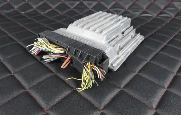 BMW 5 E60 E61 Airbag control unit/module 7588620 DMEMSD80 5WK93650