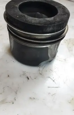 Audi A6 S6 C7 4G Piston 8372T 3R2 ACH
