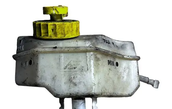 Brake fluid reservoir