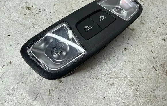 Audi Q3 F3 Rear seat light 8V0947111B
