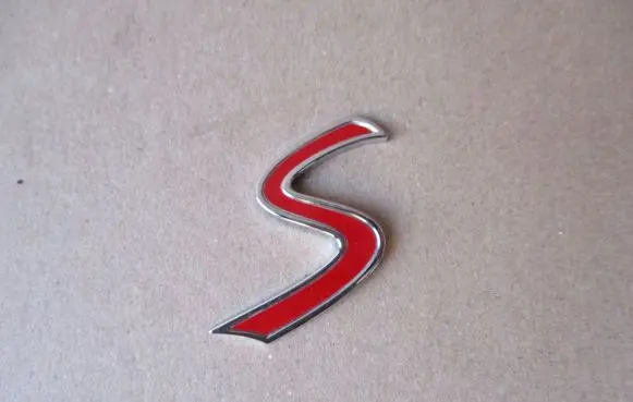 Mini One - Cooper R50 - 53 Manufacturers badge/model letters 