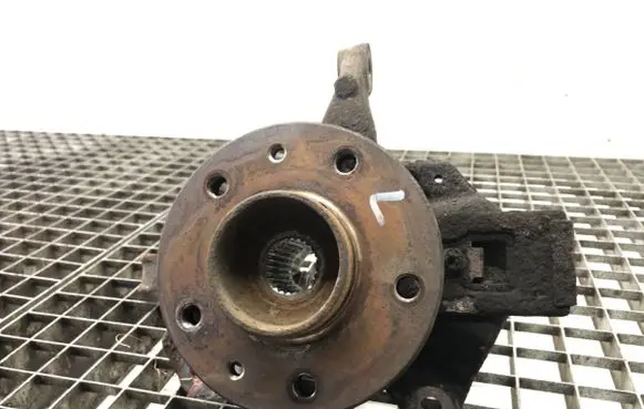 Renault Scenic III - Grand scenic III Front wheel hub spindle knuckle
