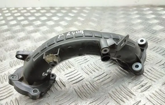 Peugeot 2008 II Intercooler hose/pipe 9813294880