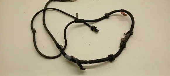 Mercedes-Benz C W205 Positive cable (battery) A6511590146 A2125403505