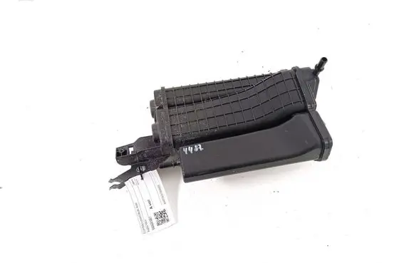 Active carbon filter fuel vapour canister