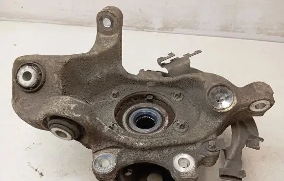 Mercedes-Benz E W213 Rear wheel hub A2133572600