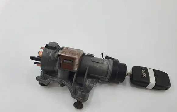 Audi A4 S4 B6 8E 8H Ignition lock 4B0905851G