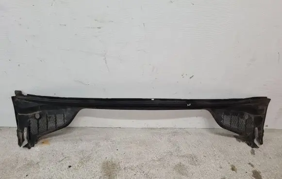 Peugeot 308 Wiper trim 9673257380