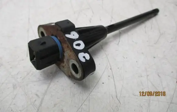 Peugeot 206 Oil level sensor 
