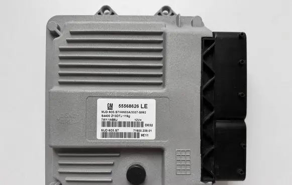 Opel Corsa D Engine control unit/module 55568626LE 55568626 MJD603S7
