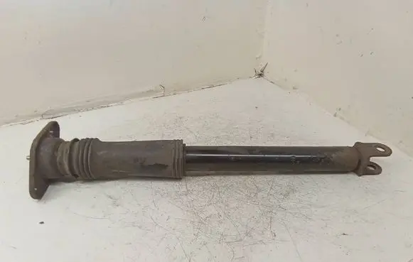 Hyundai ix35 Rear shock absorber/damper 553113U010