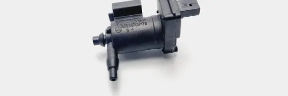 Mercedes-Benz C W203 Vacuum valve A2038000178