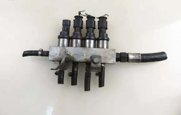 Renault Megane II LP gas injectors set 67R010185 09SQ99020001G