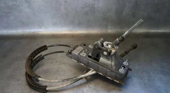 Audi TT TTS Mk2 Gear shifter/selector 8J0711049G