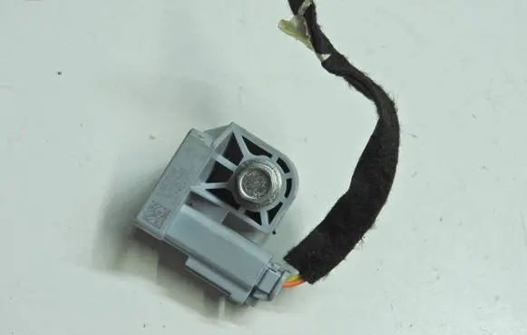 Citroen DS3 Airbag deployment crash/impact sensor 9674907680 620531400 132731EC02329