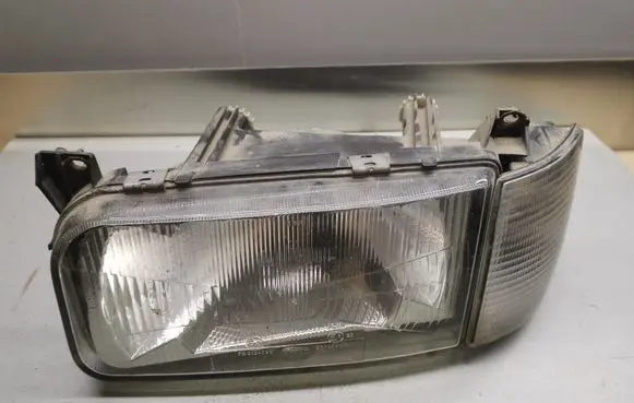 Volkswagen PASSAT B3 Headlight/headlamp 13347900