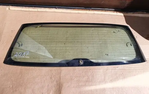 Volkswagen Touran III Rear windscreen/windshield window 57A845051R 5TA845051R