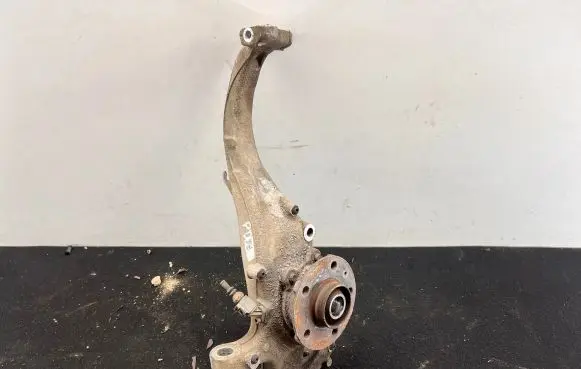 Audi A6 S6 C7 4G Front wheel hub 4G0407241D 8K0407257AA