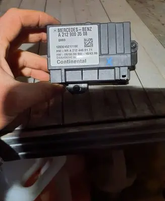 Mercedes-Benz Sprinter W906 Fuel injection pump control unit/module A2129003508 A2124460171