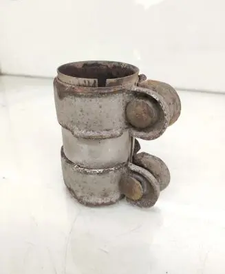 Volkswagen Golf VI Muffler pipe connector clamp 