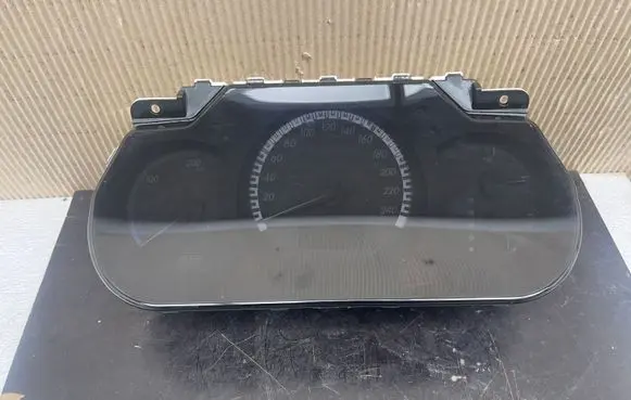 Lexus RX 330 - 350 - 400H Speedometer (instrument cluster) 8380048540