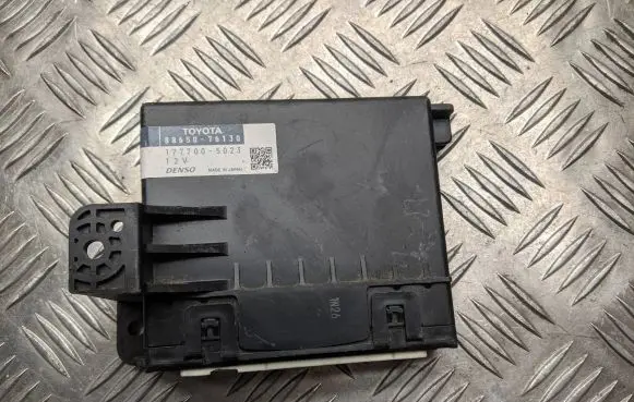 Toyota RAV 4 (XA30) Air conditioning/heating control unit 8865076130 1777005023