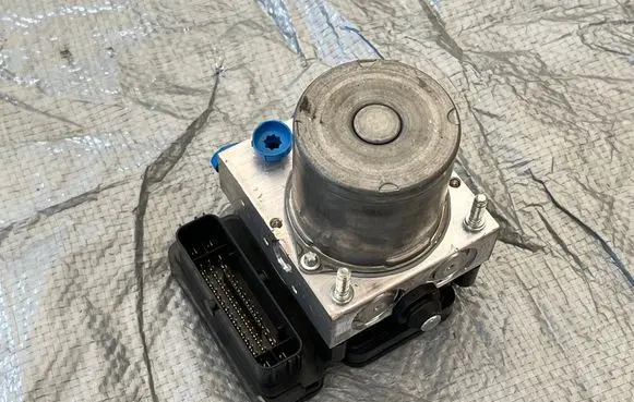 Mercedes-Benz A W177 ABS Pump A1779002515 A1779018005 A1779024622