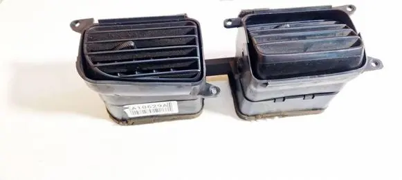 Subaru Legacy Dash center air vent grill